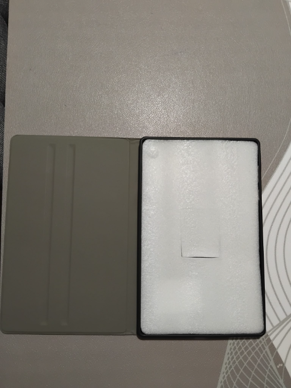 Futrola za tablet slika #2