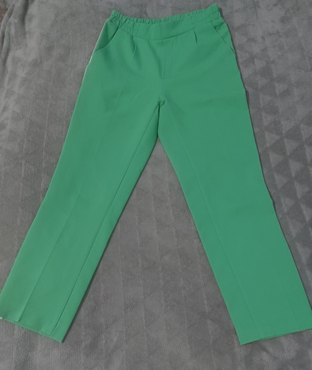 Zelene pantalone slika #1