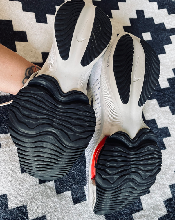 NIKE Air Zoom Tempo Next%  slika #5
