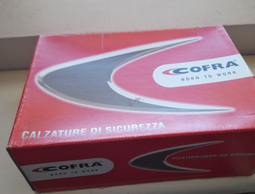 RASPRODAJA Nove duboke sportske cipele