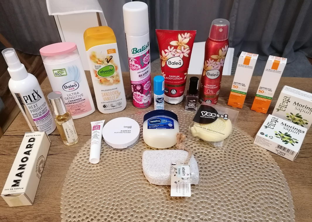 LOT 19 Kvalitetnih komada kozmetike TOP CENA slika #3