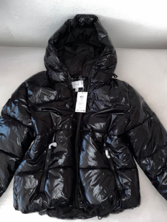 Povoljno Original luksuzna jakna placena 11000 slika #1