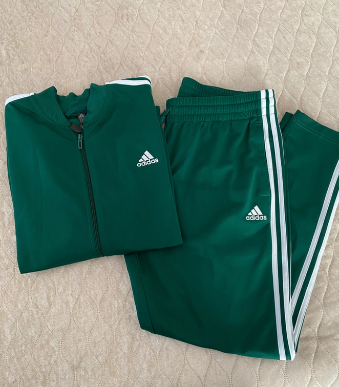 Original Adidas trenerka slika #1