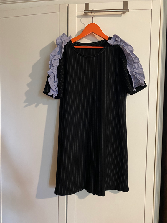 Zara mini haljina, t shirt kroj, crna slika #1