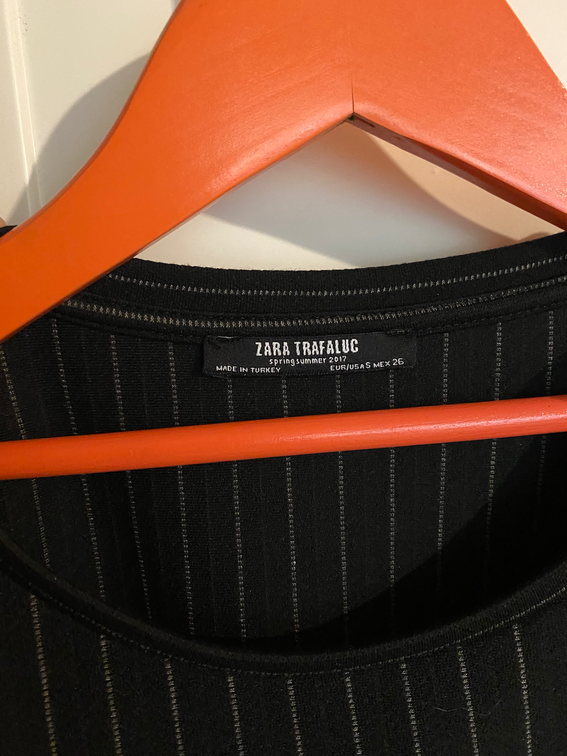Zara mini haljina, t shirt kroj, crna slika #2