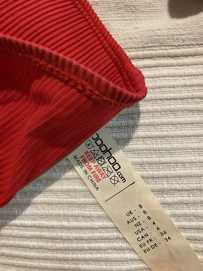 Asos Boohoo crveni kupaci kostim, sa chokerom slika #2