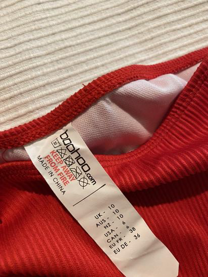 Asos Boohoo crveni kupaci kostim, sa chokerom slika #3