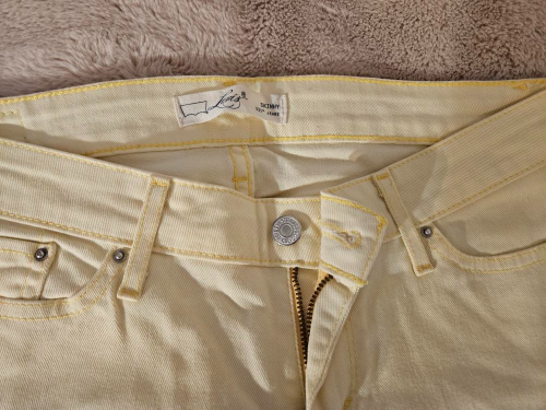 Levis zute farmerke