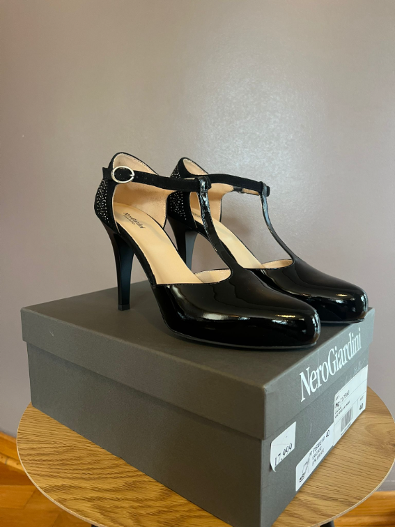NeroGiardini crne kozne zenske cipele na stiklu 40 slika #1