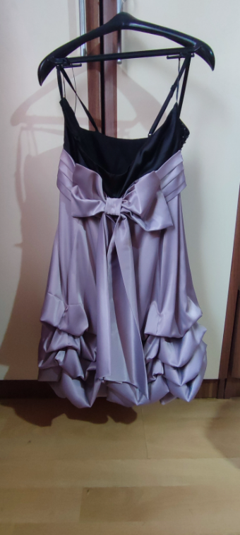 Novogodišnja satenska haljina sa kristalima slika #2