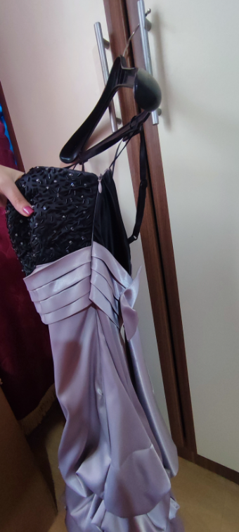 Novogodišnja satenska haljina sa kristalima slika #4