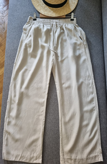 NOVO Prelepe ZARA pantalone 🤍💛🤍 slika #3