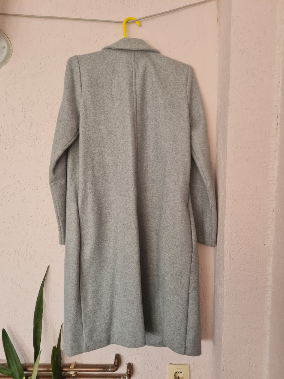 Zara sivi kaput M slika #2