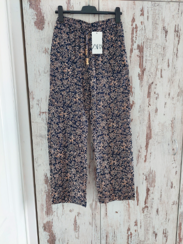 Zara boho pantalone sa etiketom