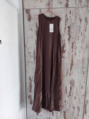 Zara nova maxi haljina