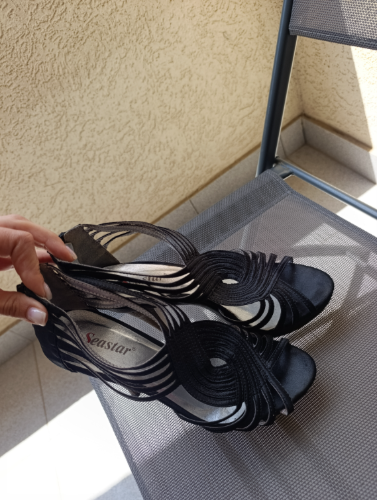 Crne elegantne sandale 38 RASPRODAJA 💫