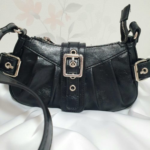 Stradivarius Crna Torbica Novo 
