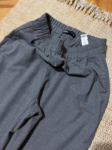 Zara pantalone 