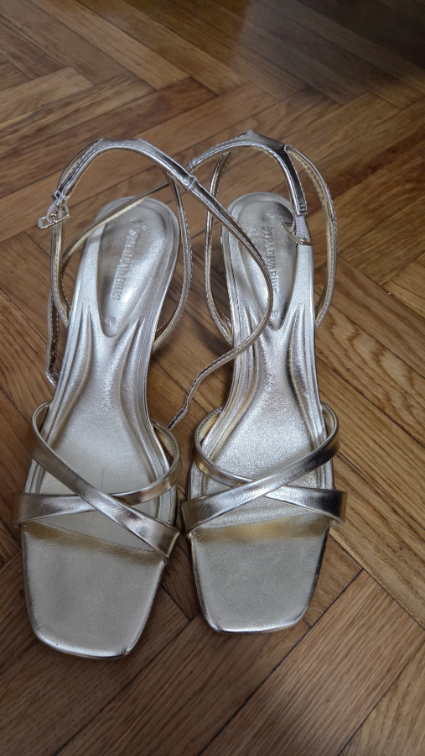 Stradivarius sandale slika #5