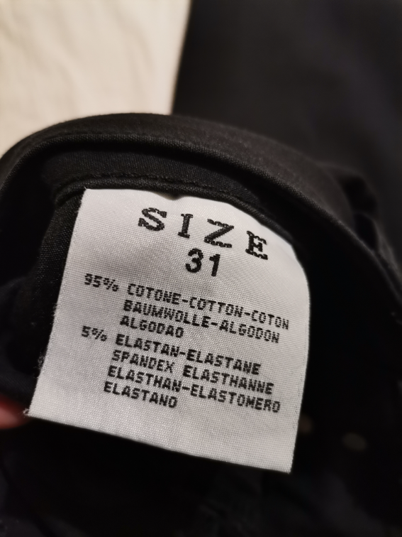 Crne pantalone L slika #5