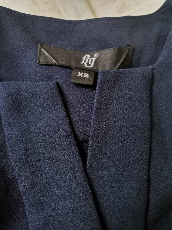 Poslovna teget bluza bez rukava XS slika #4