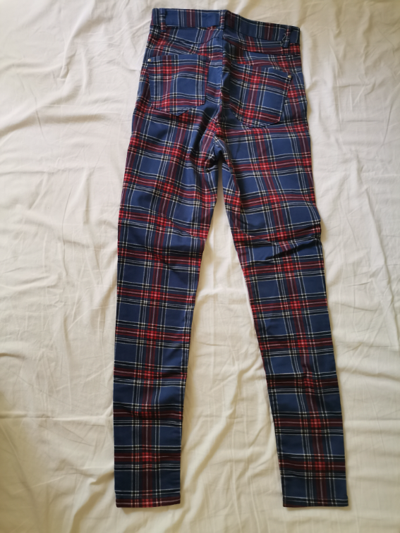 LC Waikiki karirane letnje pantalone XS/S slika #3