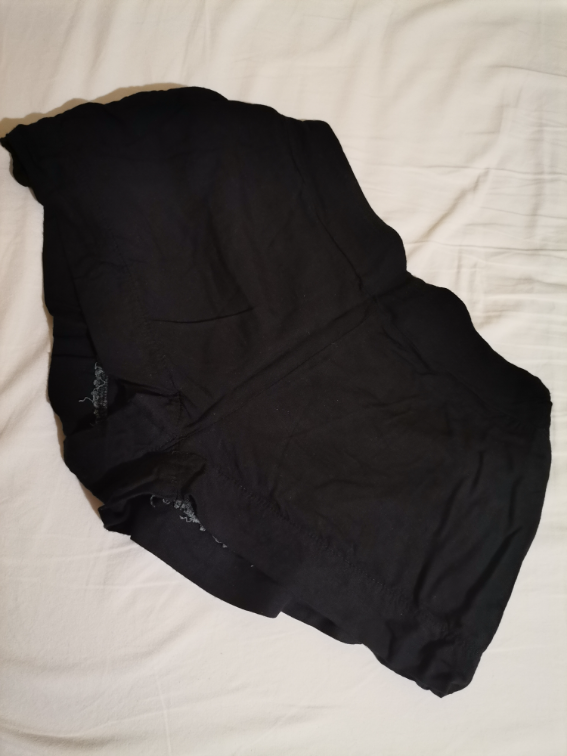Dva šortsa XS/S slika #2