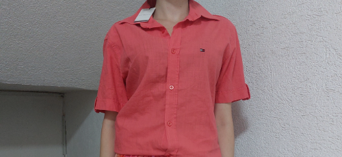 Tommy hilfiger kosulja sa etiketom 