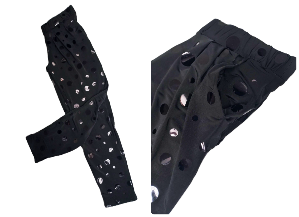 Pantalone sa sjajnim crnim "diskovima" slika #5