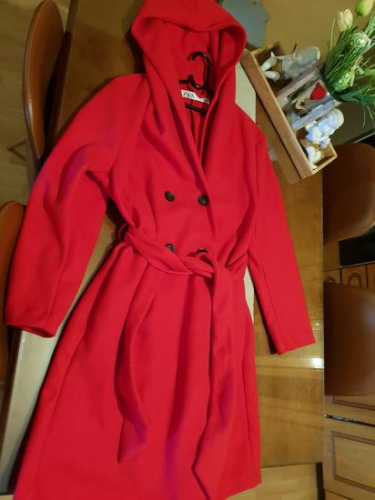 Zara nov kaput l