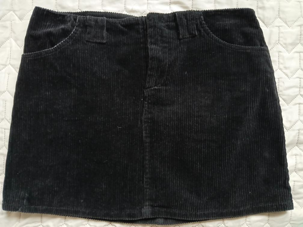 Mariella Burani italijanska crna mini suknja, 42 slika #1