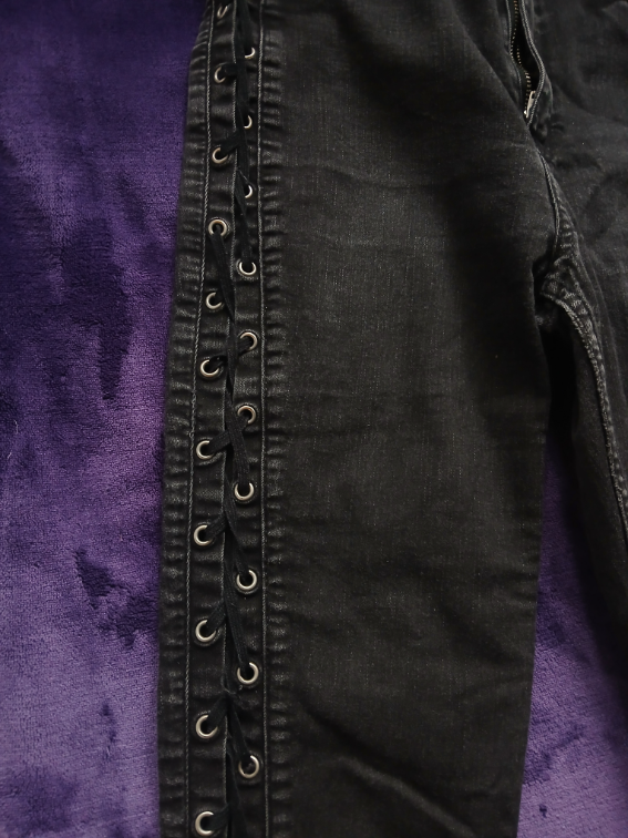 H&M crne uske farmerke sa pertlanjem sa strane, 38 slika #3