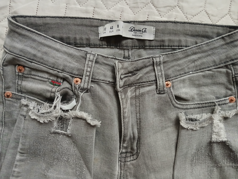 Denim sive iscepane uske farmerke, 40 slika #4