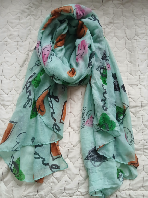 Velika zelena sarena esarpa - marama sa srcima slika #1