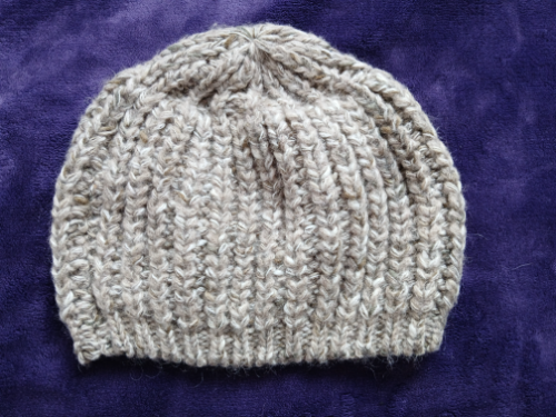 Per Una italijanska bež vunena-moher kapa