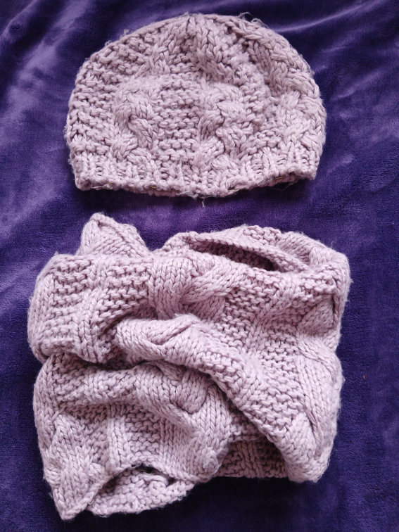 Click six lila komplet kapa i tuba šal slika #1