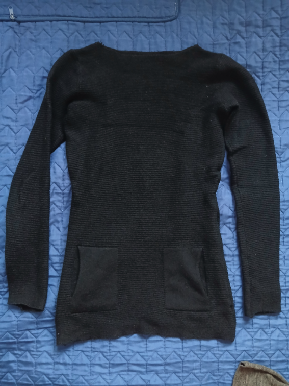 Crna uska rastegljiva dzemper-tunika, M-L slika #1
