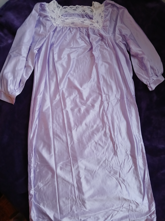 Prelepa vintage lila dugacka spavacica, 42-44 slika #1