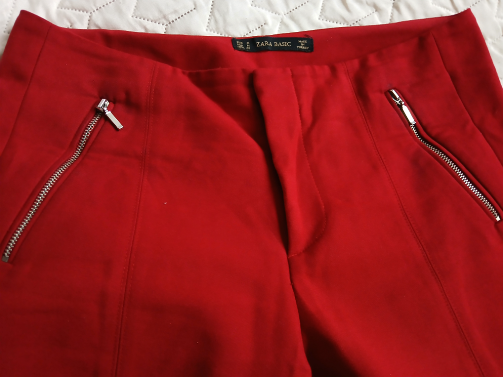 Zara bordo-tamno crvene pantalone, M slika #3