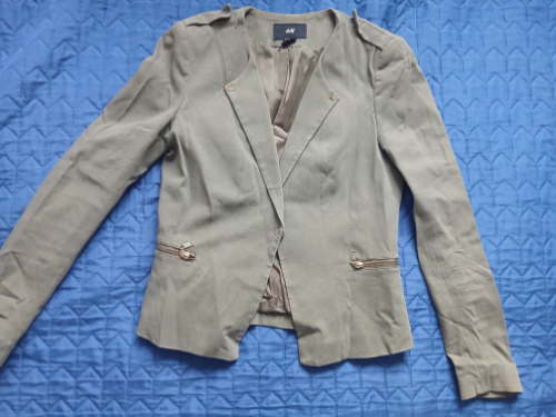 H&M maslinasto zeleni sako- jaknica sa nitnama, 38