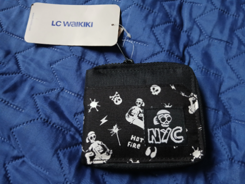 LC Waikiki nov novcanik sa kosturima