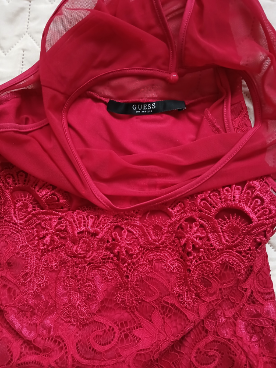 Original Guess prelepi crveni cipkani bodi, M slika #3