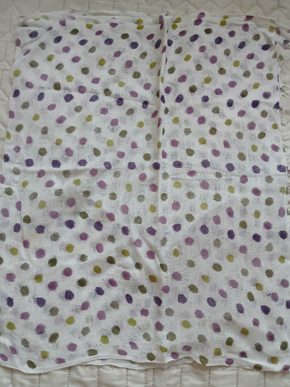 OVS bela viskozna marama - esarpa na sarene tufne slika #3