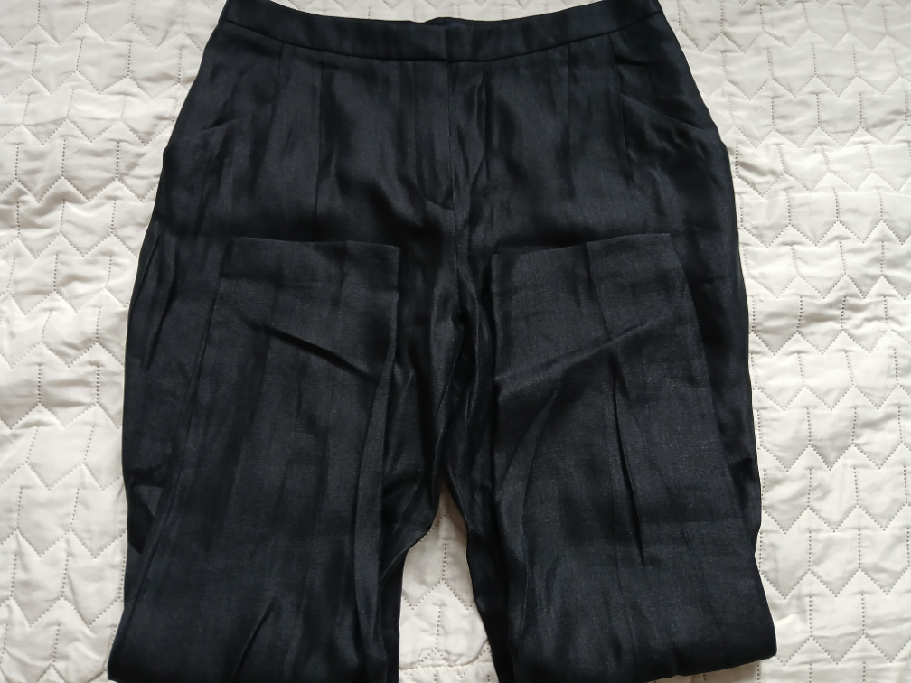 Marks&Spencer crne sjajne pantalone, 40 slika #2