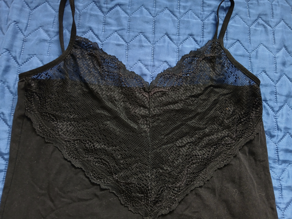 Crna potkosulja/podmajica sa cipkom, L slika #2