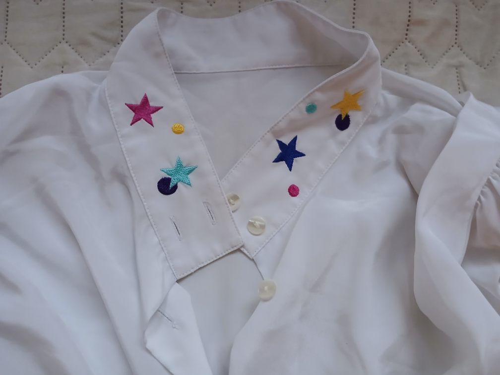 Bela kosulja sa zvezdicama i naramenicama, M-L slika #2