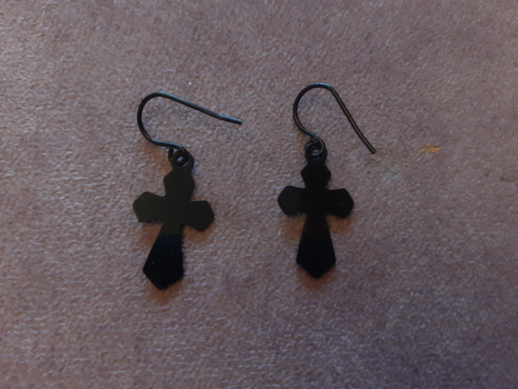 Nove crne gothic visece mindjuse krstici slika #1