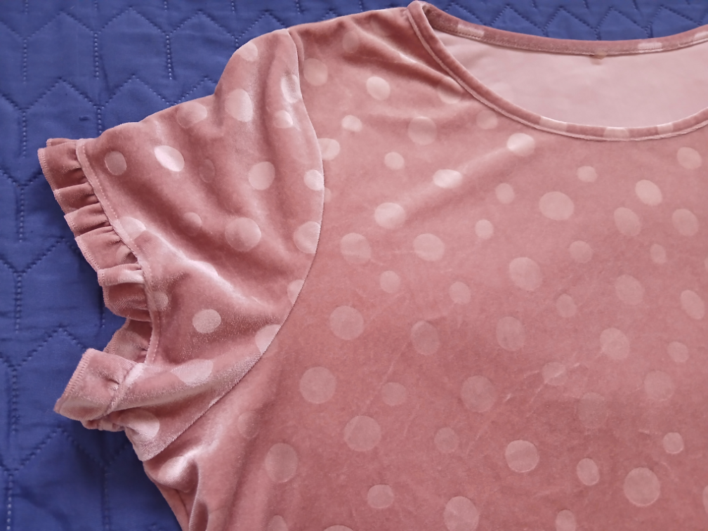 George roze plisana majica sa tufnicama, L-XL slika #2