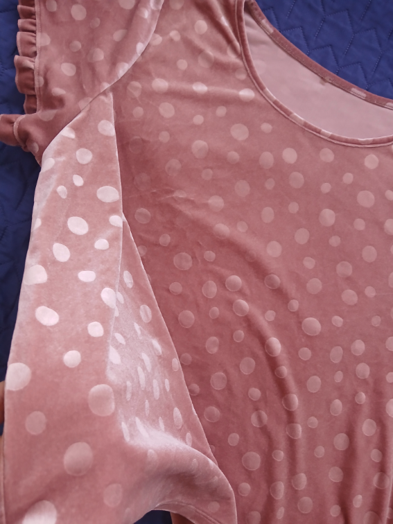 George roze plisana majica sa tufnicama, L-XL slika #3