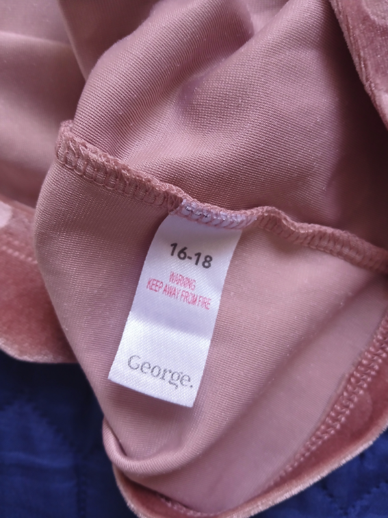 George roze plisana majica sa tufnicama, L-XL slika #4